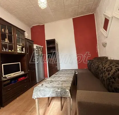 Photo 3 — 3-room house in Kolhozen pazar, Varna with yard