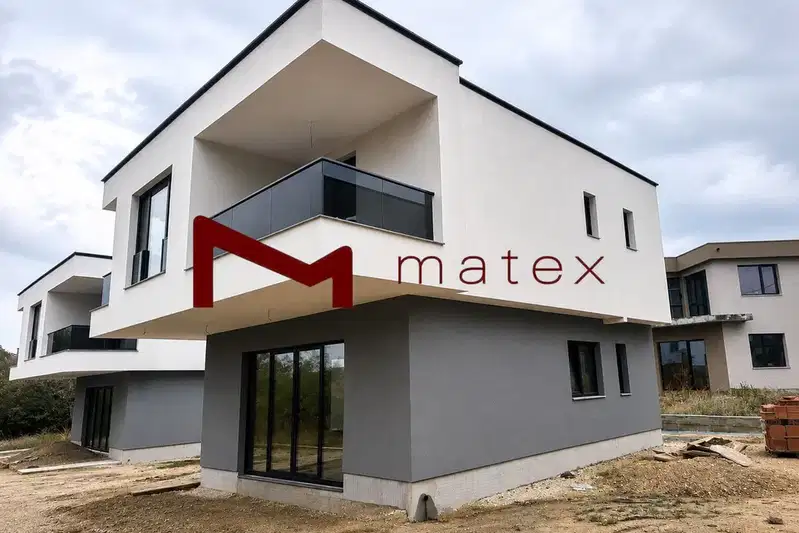 Two-storey house with 3 bedrooms in m-t Borovets - south, Varna