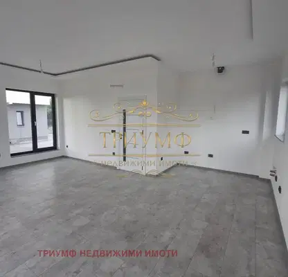 Photo 4 — Two-storey house with 3 bedrooms in m-t Borovets - south, Varna