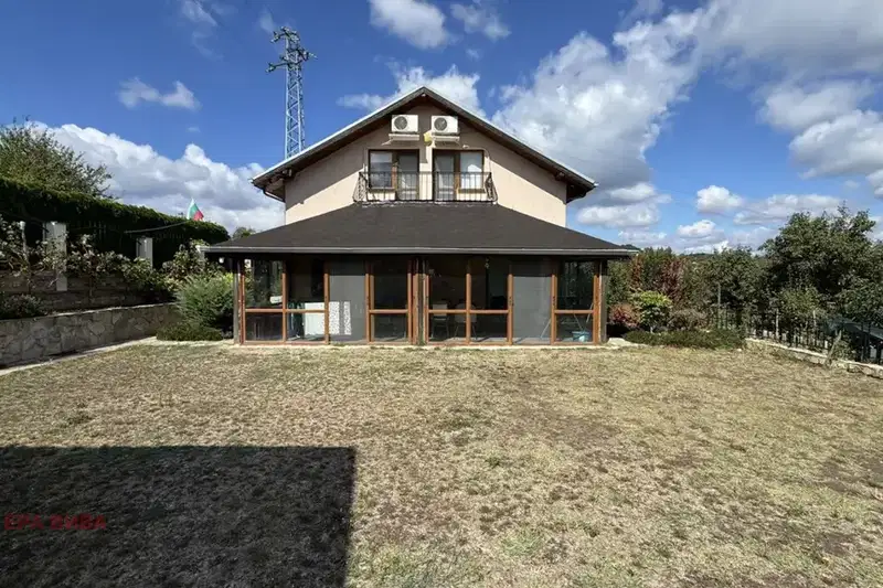 House in Varna, Borovec - Yug