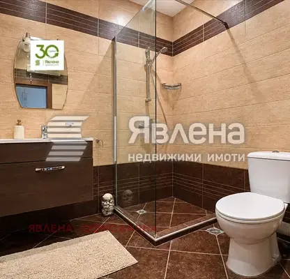 Photo 5 — House in Varna, Borovec - Yug