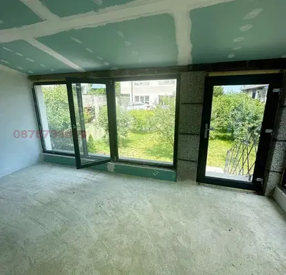 Photo 4 — 6-room house with garage in m-t Evksinograd, Varna