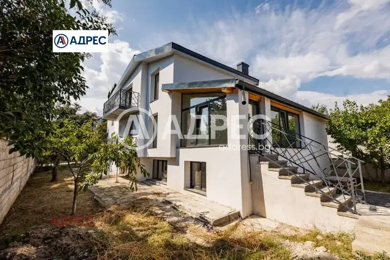 House in Varna, Evksinograd