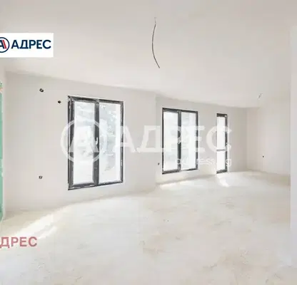Photo 3 — House in Varna, Evksinograd