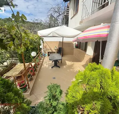 Снимка 2 — Къща с 4 спални в м-т Манастирски рид, Варна с тераси