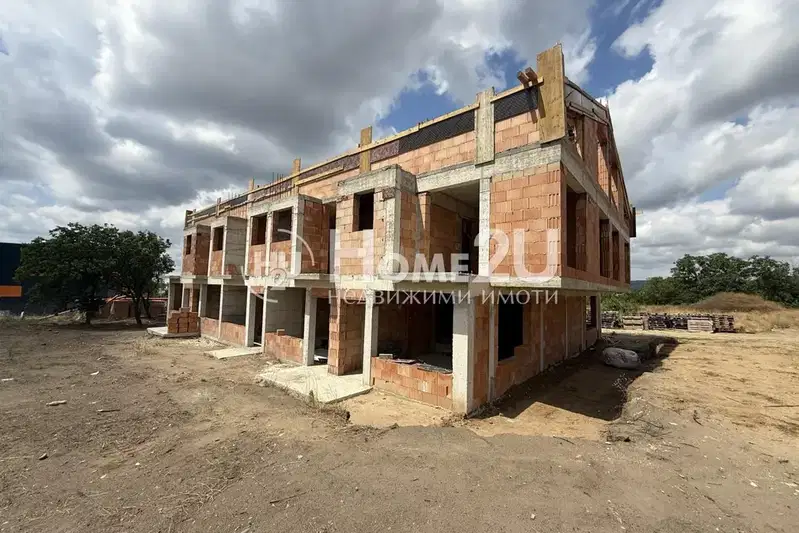 House in Varna, Mentesheto