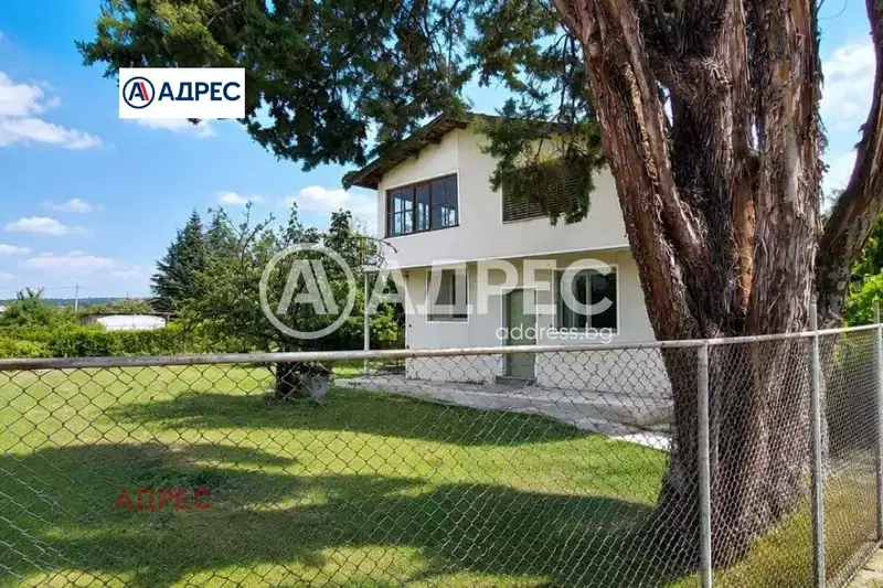 House in Varna, Rakitnika