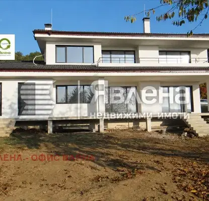 Photo 2 — Spacious 4-bedroom house in Vinitsa, Varna with large yard