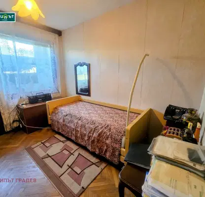 Photo 5 — Large house with yard in Vinitsa district, Varna