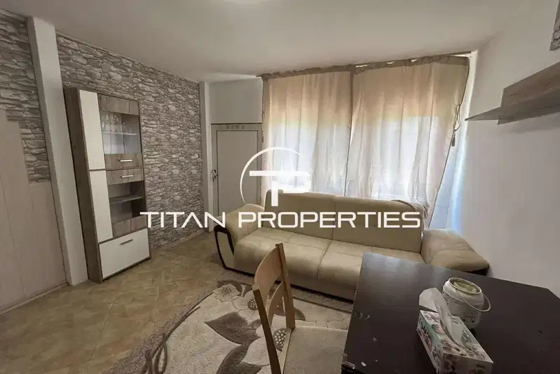 House with 2 rooms and yard in Vazrazhdane 4, Varna
