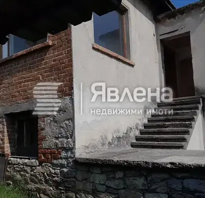 Photo 5 — Two-storey timber-joist house with yard in Kamenitsa district, Velingrad