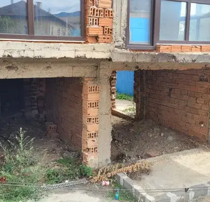 Photo 3 — House with 4 floors and yard in the center of Varshets