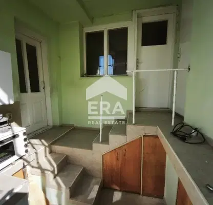Photo 4 — House in Yambol, Borovec