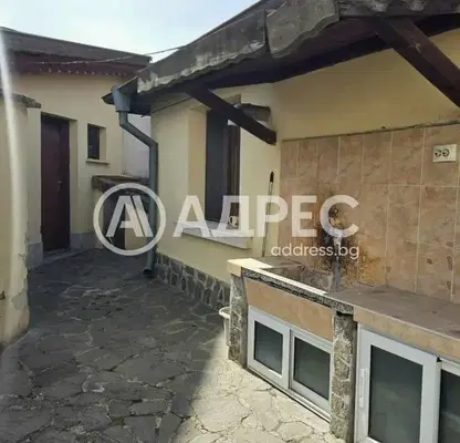 Photo 2 — House with 3 rooms and yard in Kargon district, Yambol