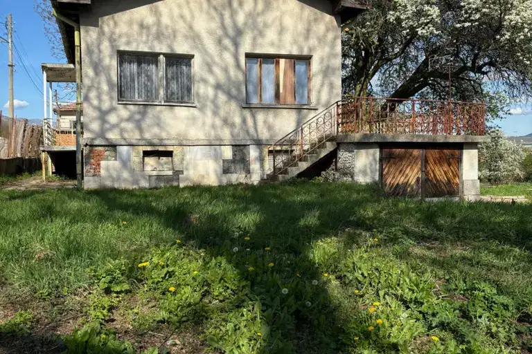 House in Sofia, Zlatica