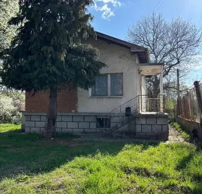 Photo 2 — House in Sofia, Zlatica