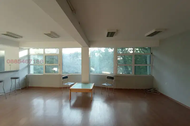 Office in Gabrovo, Centyr