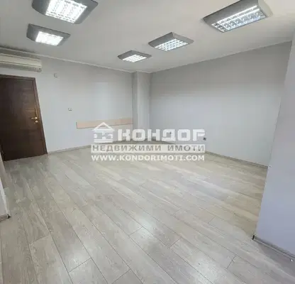 Photo 4 — Office in Plovdiv, Centyr