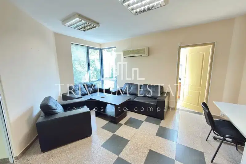 Office in Plovdiv, Centyr