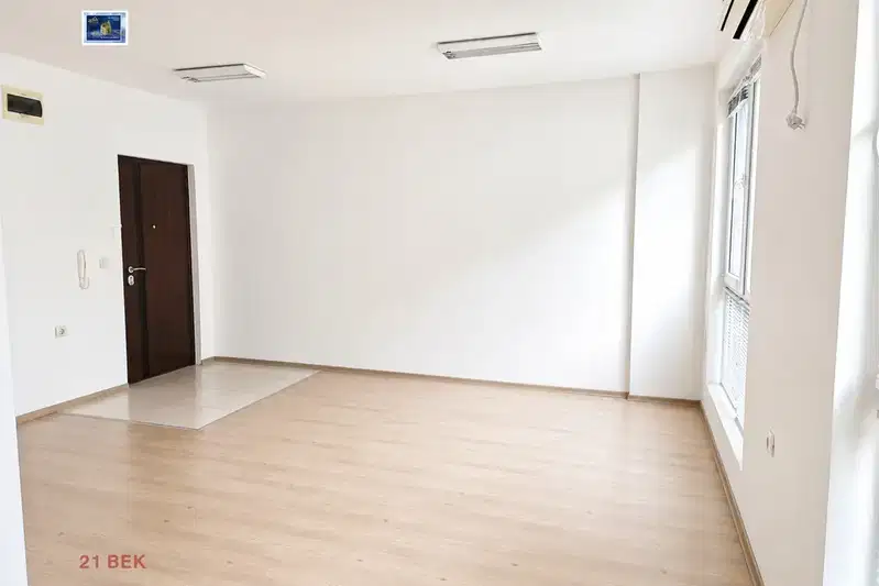Office in Plovdiv, Centyr