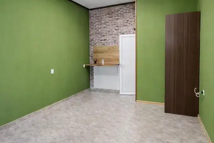 Office in Plovdiv, Kamenica 1