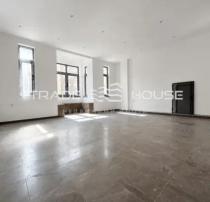 Photo 4 — Office in Plovdiv, Kapana