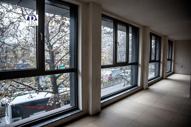 Office in Plovdiv, Kyuchuk Parij