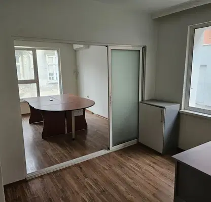 Photo 3 — Office in Ruse, Centyr