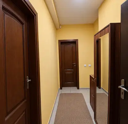 Photo 2 — Office in Ruse, Centyr