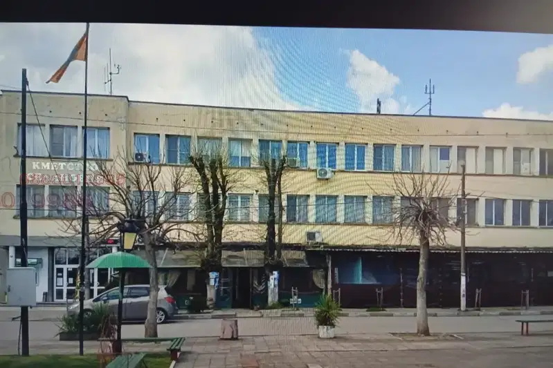 Офис във Враца, с. Селановци