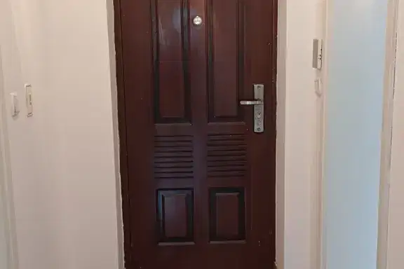 Office in Shumen, Centyr