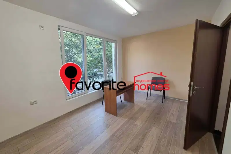 Office in Shumen, Centyr