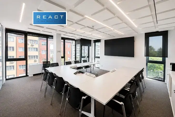 Office in Sofia, Centyr