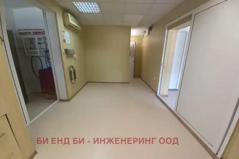 Office in Sofia, Centyr