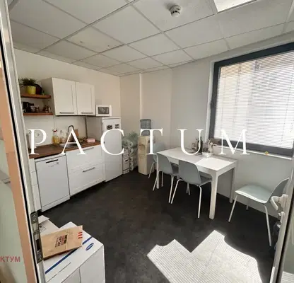 Photo 4 — Office in Sofia, Centyr
