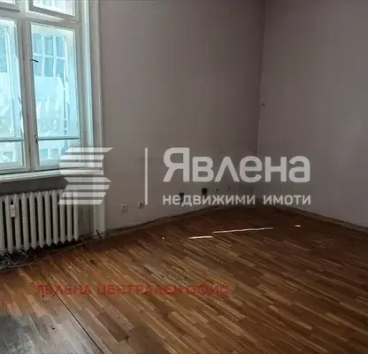 Photo 4 — Office in Sofia, Centyr