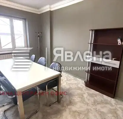 Снимка 2 — Офис в София, Център