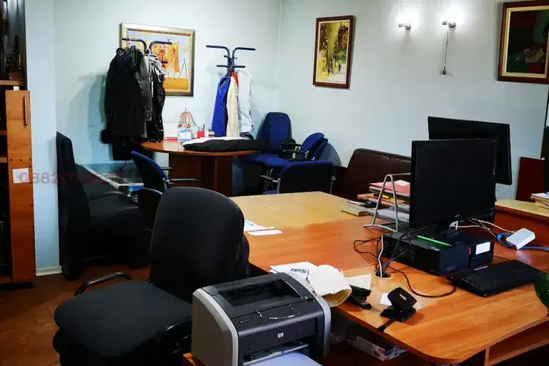 Офис в София, Медицинска академия