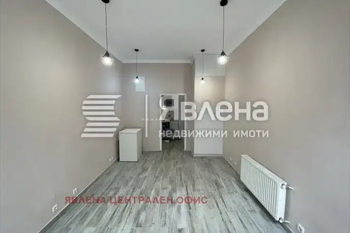 Офис в София, Младост 4