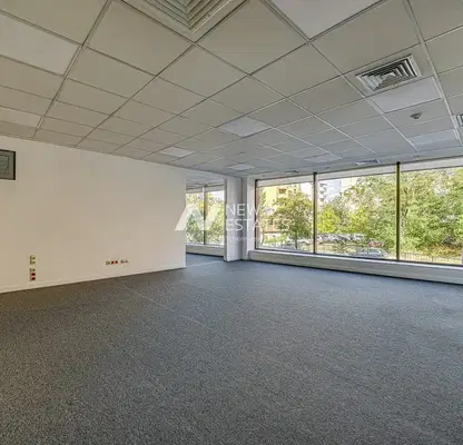 Photo 3 — Office in Sofia, Oborishte