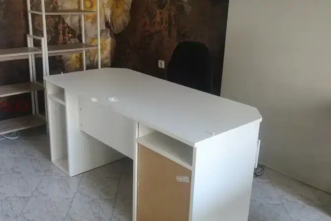 Офис във Варна, Зимно кино Тракия