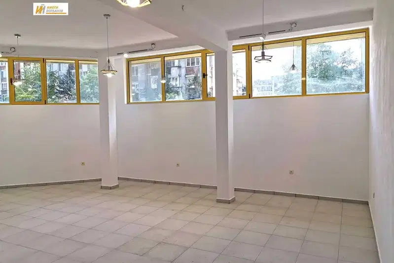Office in Veliko Tyrnovo, Buzludja