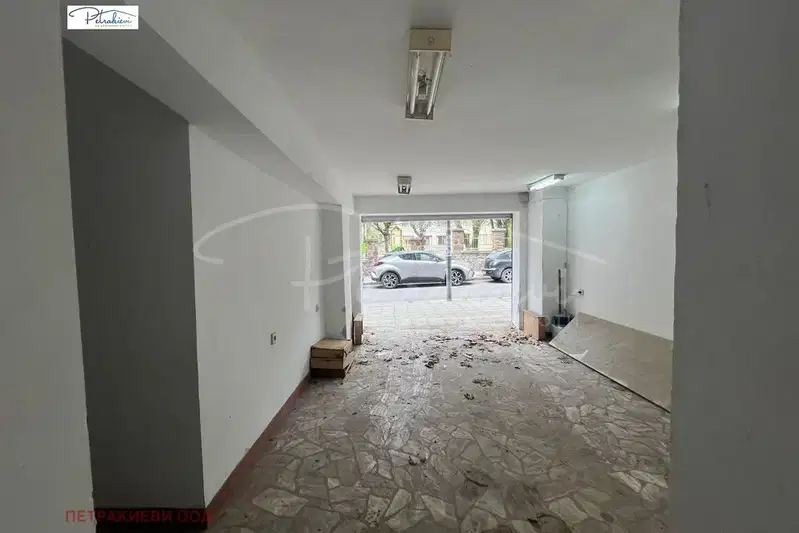 Гараж в Бургас, Възраждане