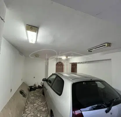 Снимка 4 — Гараж в Бургас, Възраждане