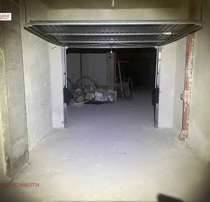 Снимка 4 — Гараж в Кърджали, Възрожденци