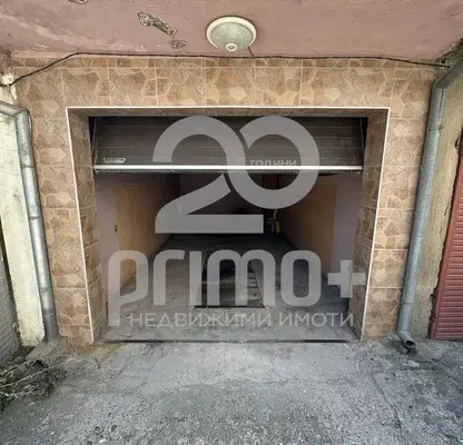 Photo 2 — Garage in Veliko Tyrnovo, Lyaskovec