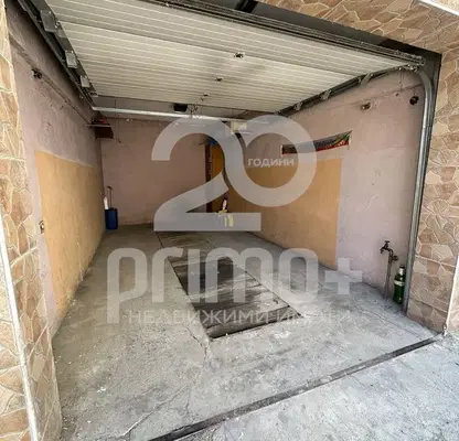 Photo 4 — Garage in Veliko Tyrnovo, Lyaskovec