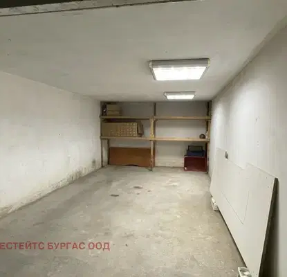 Photo 2 — Garage in Burgas, Nesebyr