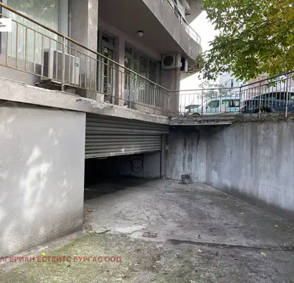 Photo 4 — Garage in Burgas, Nesebyr