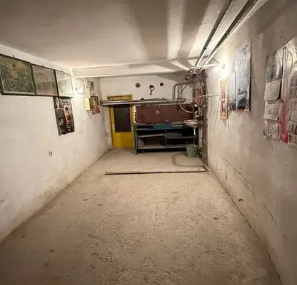 Photo 2 — Garage in Pleven, Idealen Centyr